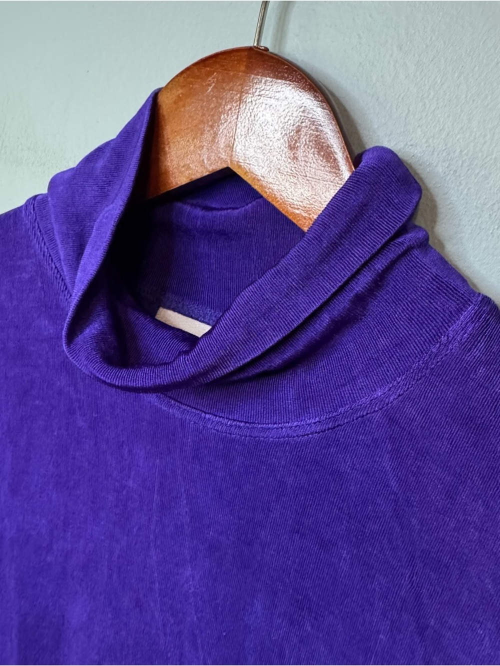 Chico's Travelers Purple Mock Neck Top Sleeveless Size 1 (Medium) Made in USA - Picture 4 of 10